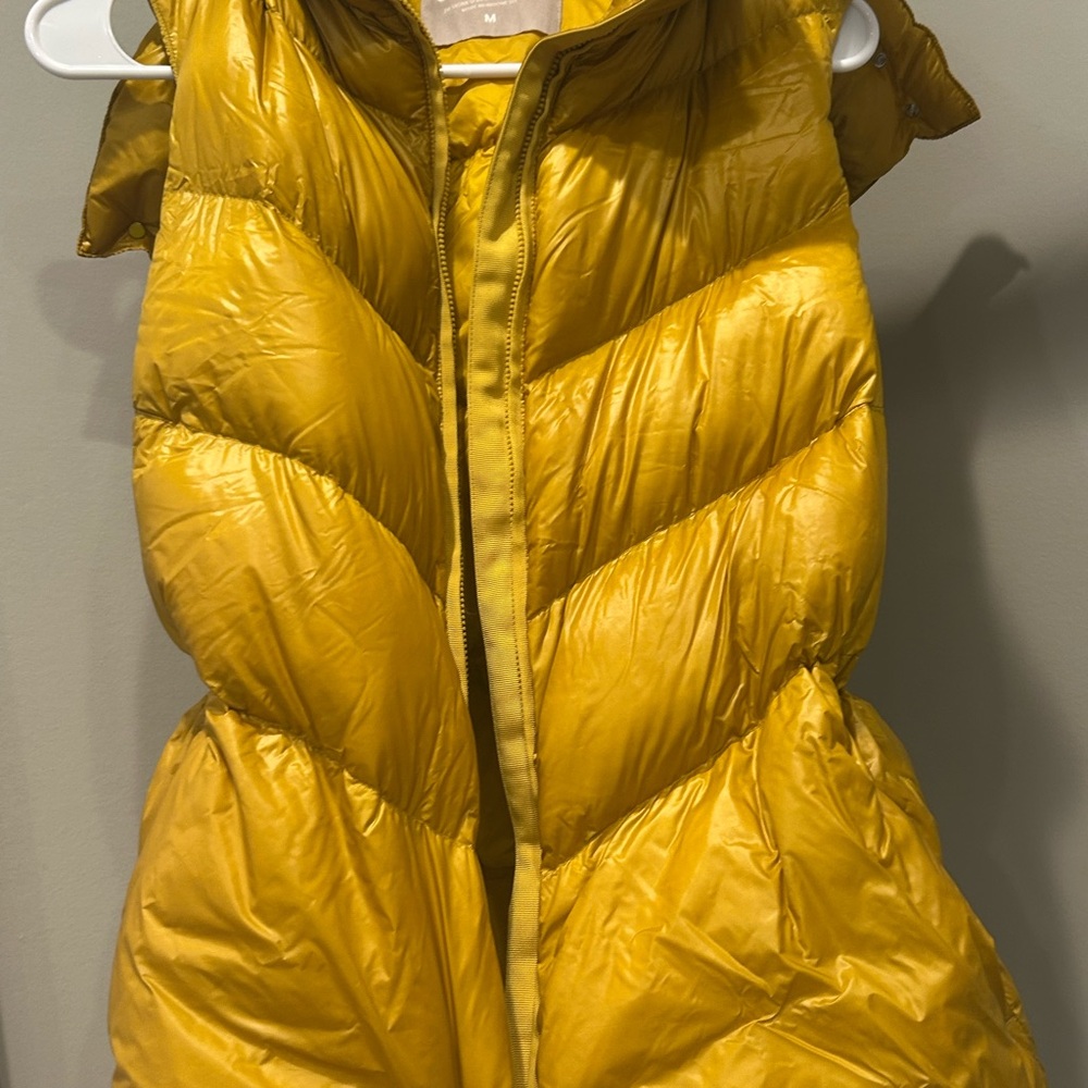 Athleta Golden Puffer Jacket